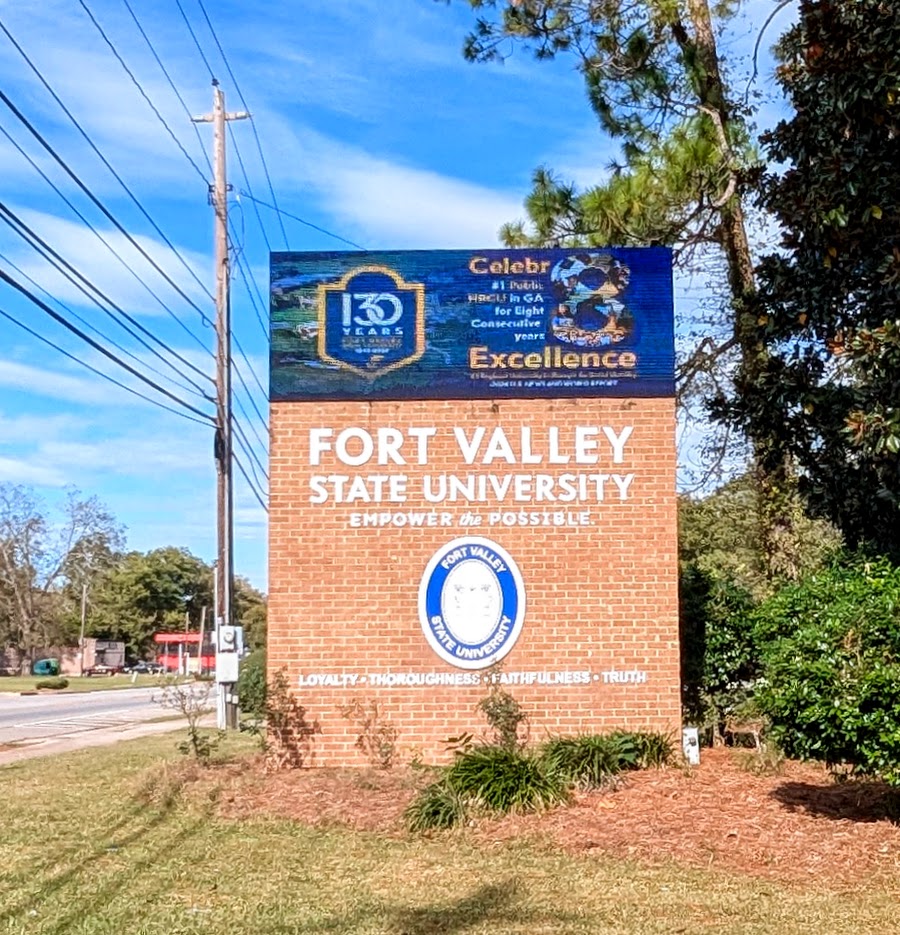 212 Rayfield Wright Street - 2-O